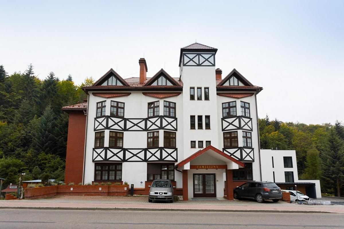 Familijny Osrodek Wypoczynkowo - Rehabilitacyjny Krynica Zdroj Hotel Buitenkant foto