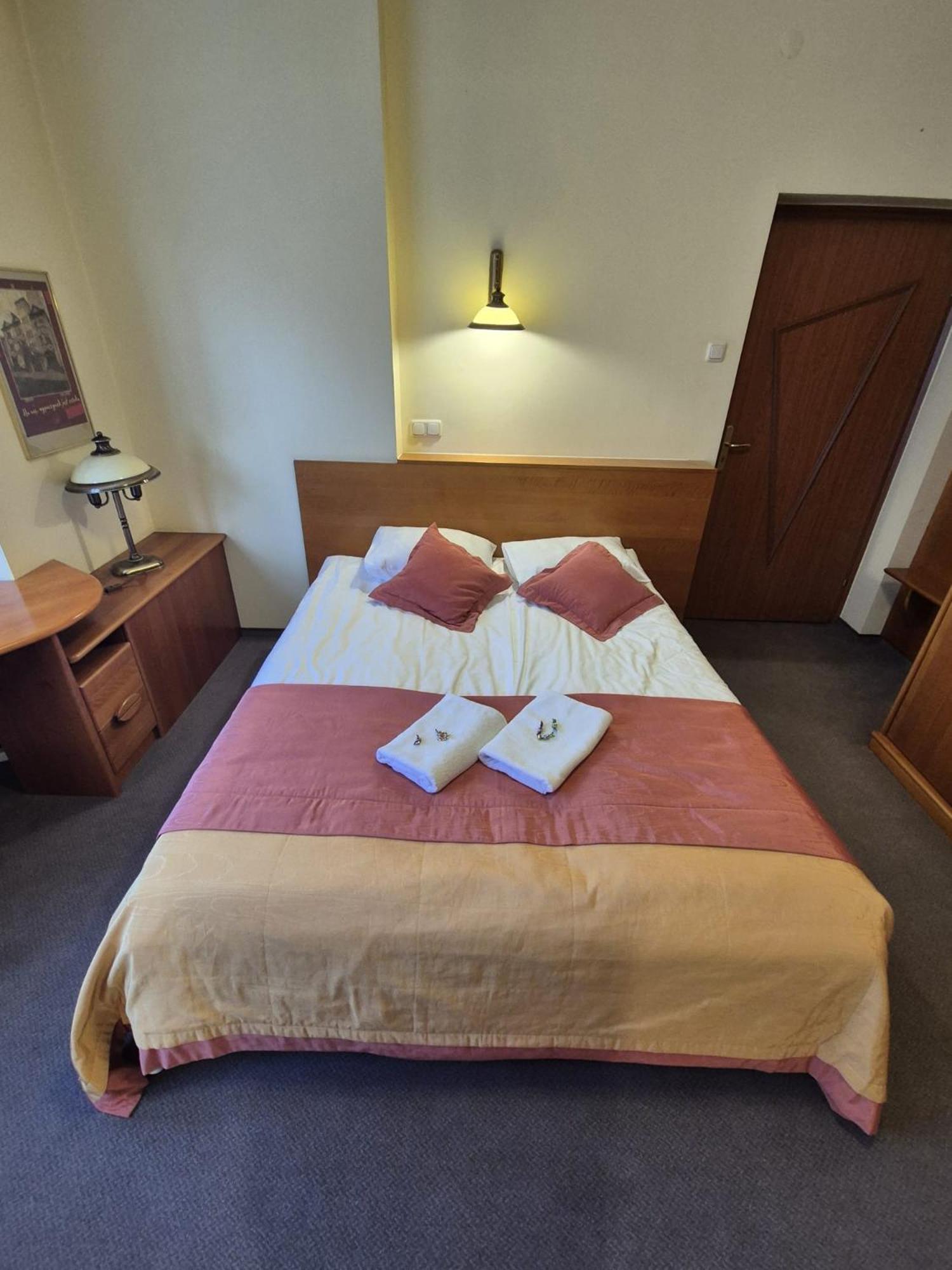 Familijny Osrodek Wypoczynkowo - Rehabilitacyjny Krynica Zdroj Hotel Buitenkant foto