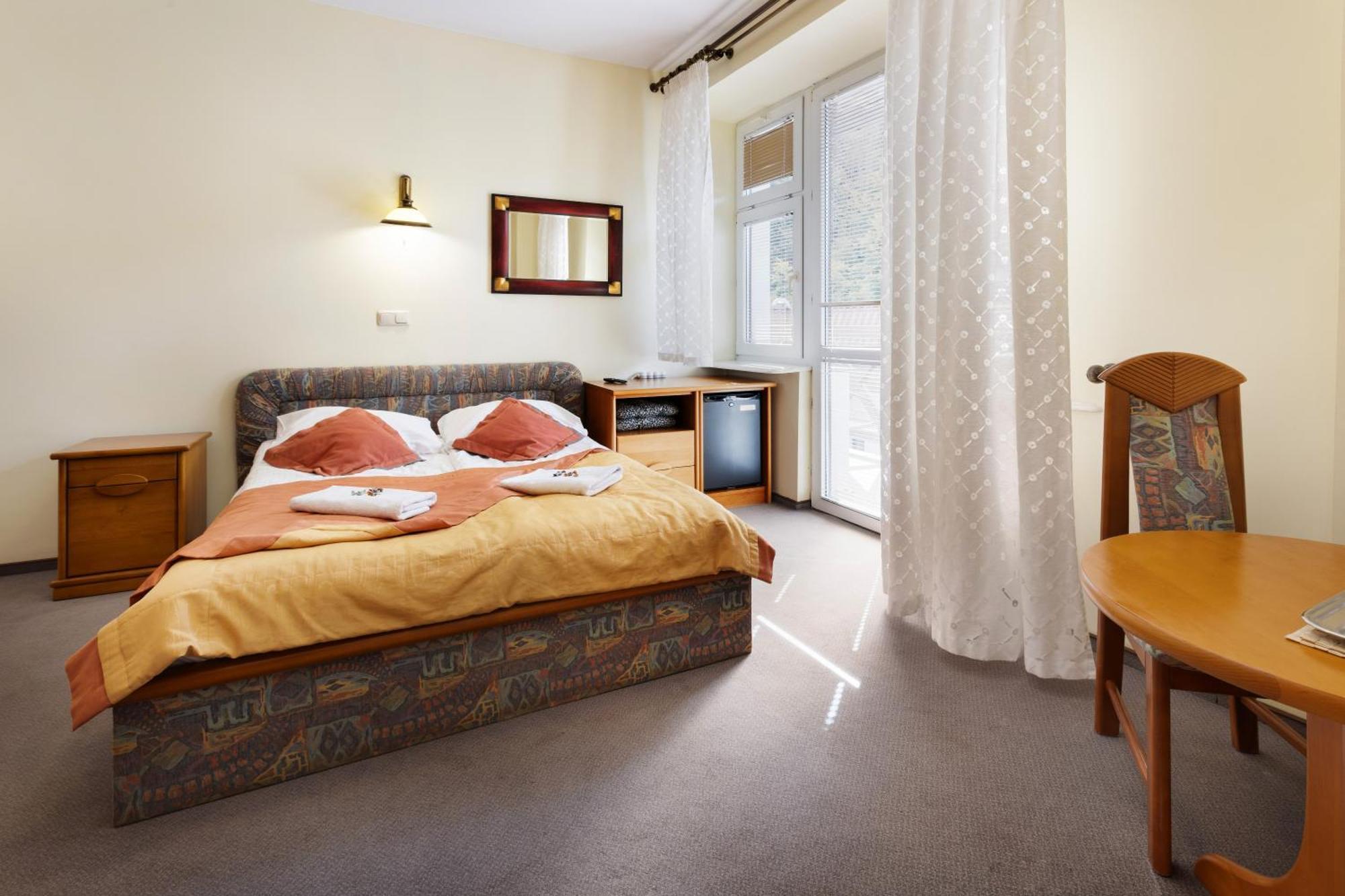Familijny Osrodek Wypoczynkowo - Rehabilitacyjny Krynica Zdroj Hotel Buitenkant foto