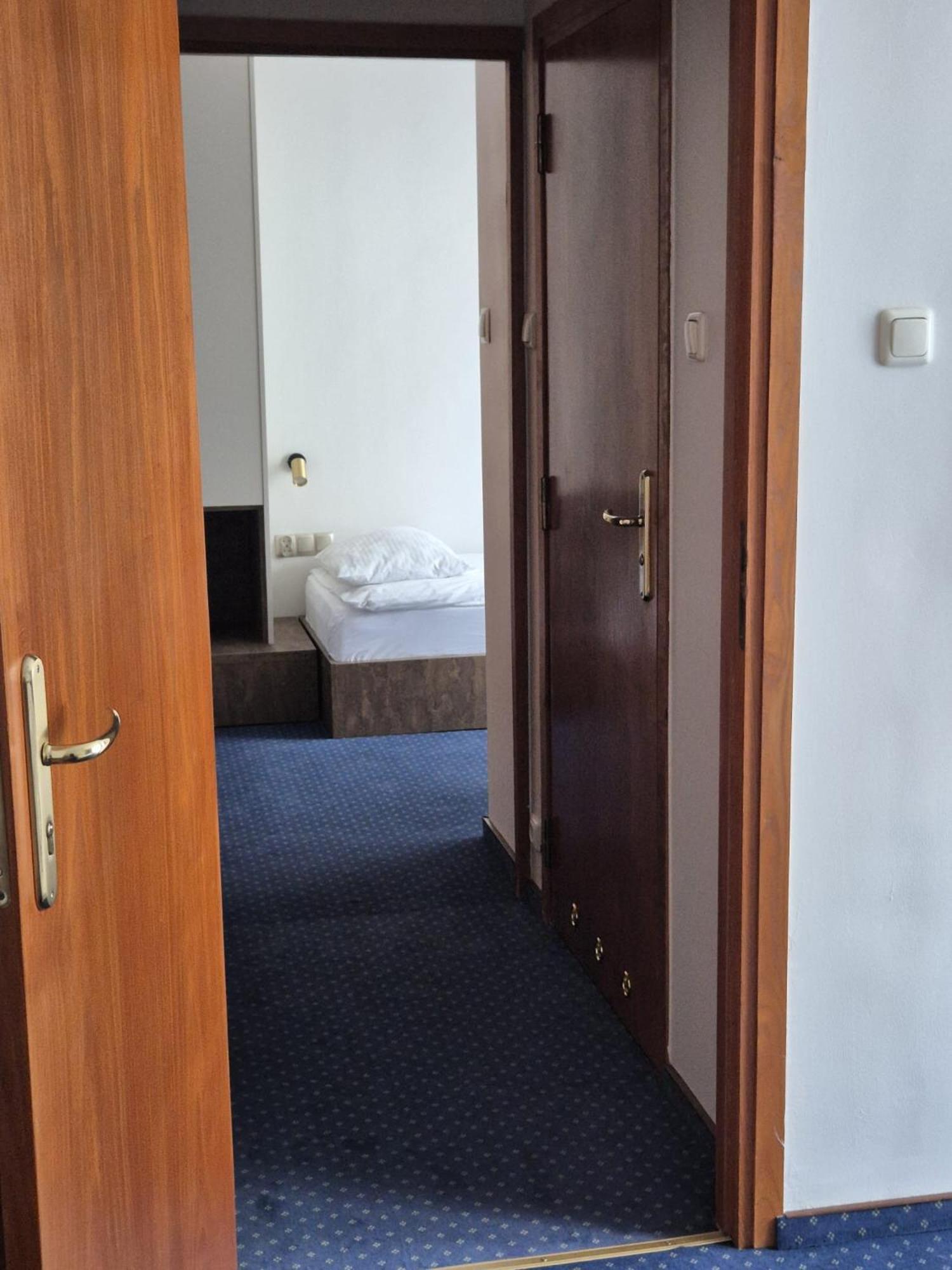 Familijny Osrodek Wypoczynkowo - Rehabilitacyjny Krynica Zdroj Hotel Buitenkant foto