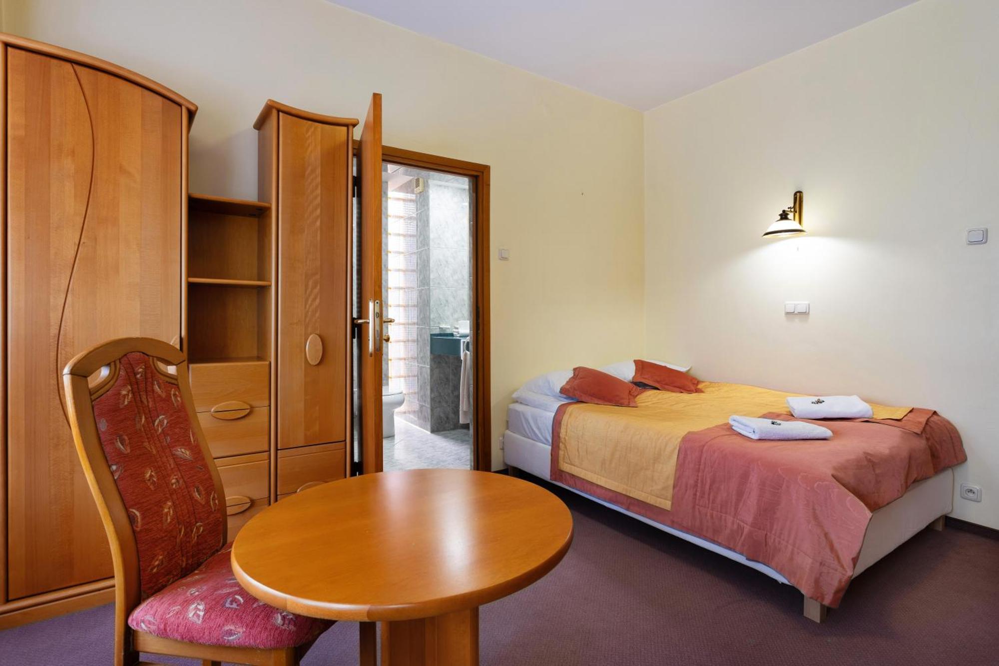 Familijny Osrodek Wypoczynkowo - Rehabilitacyjny Krynica Zdroj Hotel Buitenkant foto
