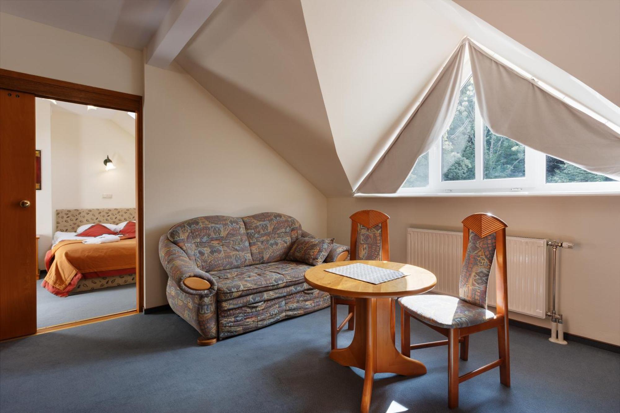 Familijny Osrodek Wypoczynkowo - Rehabilitacyjny Krynica Zdroj Hotel Buitenkant foto